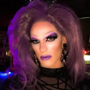 Meet your Posher, Veronica